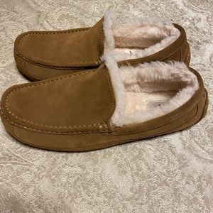 Mens UGG house shoes size 12